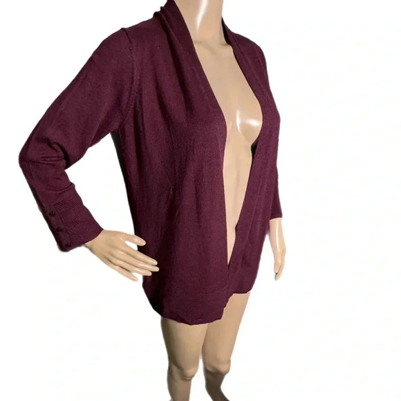 NWT Stitch Fix EVOLUTION by Cyrus Myna Button Sleeve Cardigan Burgundy Small - Picture 7 of 12